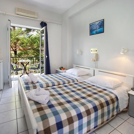 Hotel Athina Каравомилос Экстерьер фото
